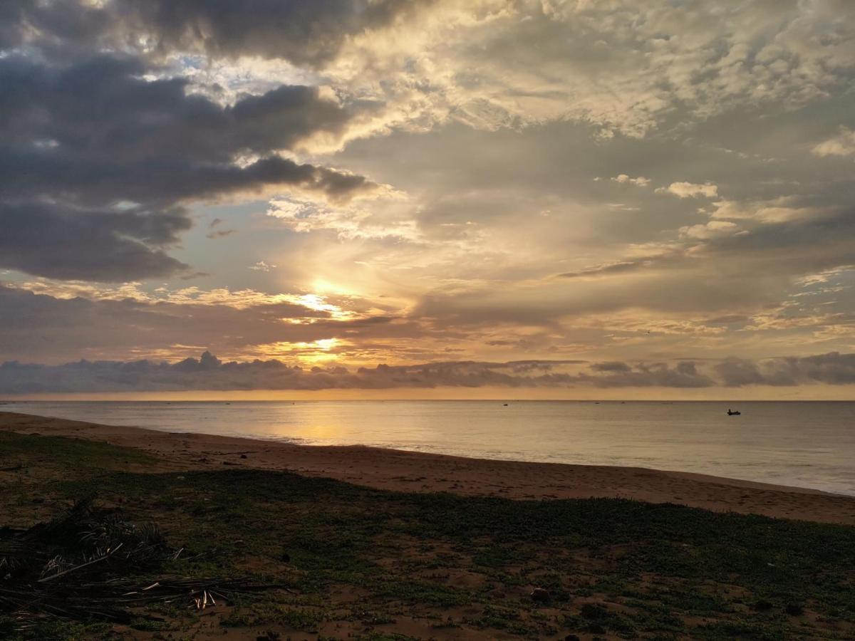 Helios Beach Resort 坦加拉 外观 照片