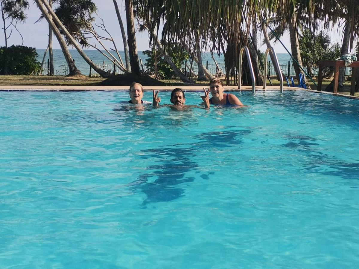 Helios Beach Resort 坦加拉 外观 照片