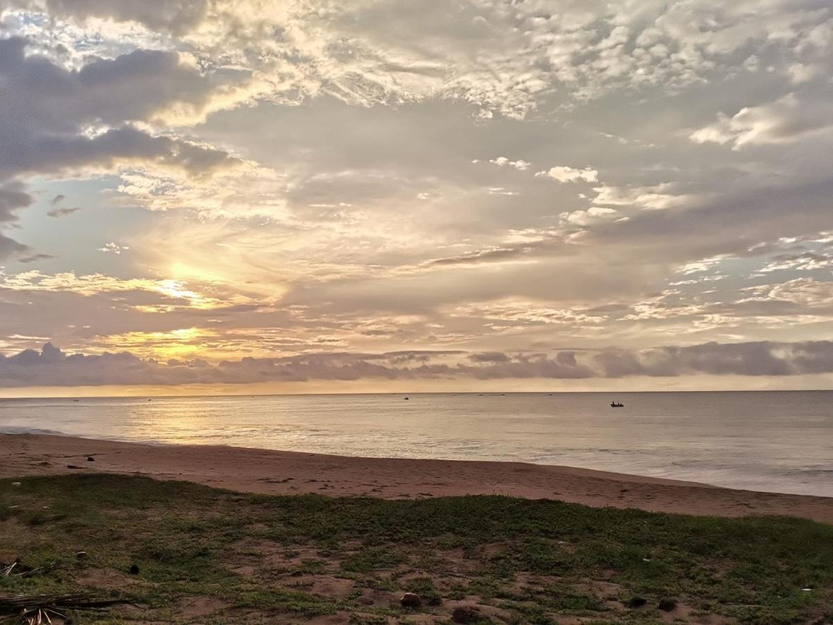 Helios Beach Resort 坦加拉 外观 照片